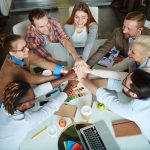 Ice Breaking Game là gì? 10 trò chơi phá băng giúp sự kiện bùng nổ năng lượng