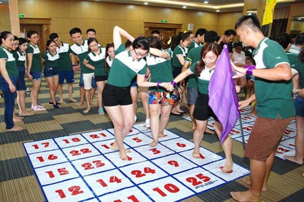 Huấn luyện Indoor & Kickoff – chương trình đào tạo nội bộ kết hợp team building sáng tạo cho doanh nghiệp