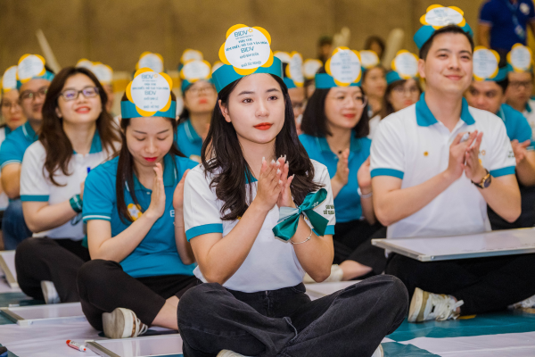 Chương trình rung chuông vàng nâng cao trí tuệ trong hoạt động team building doanh nghiệp