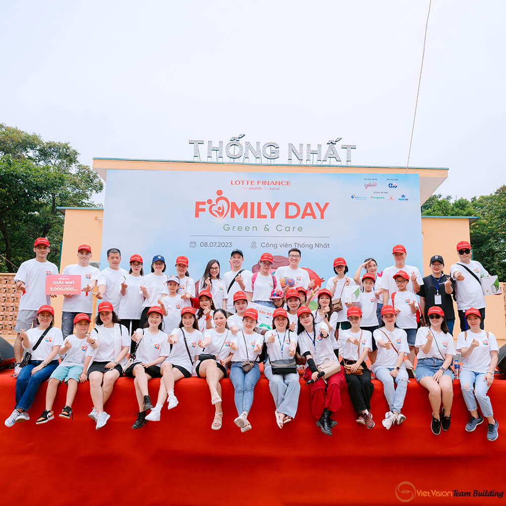 tổ chức team building - family day