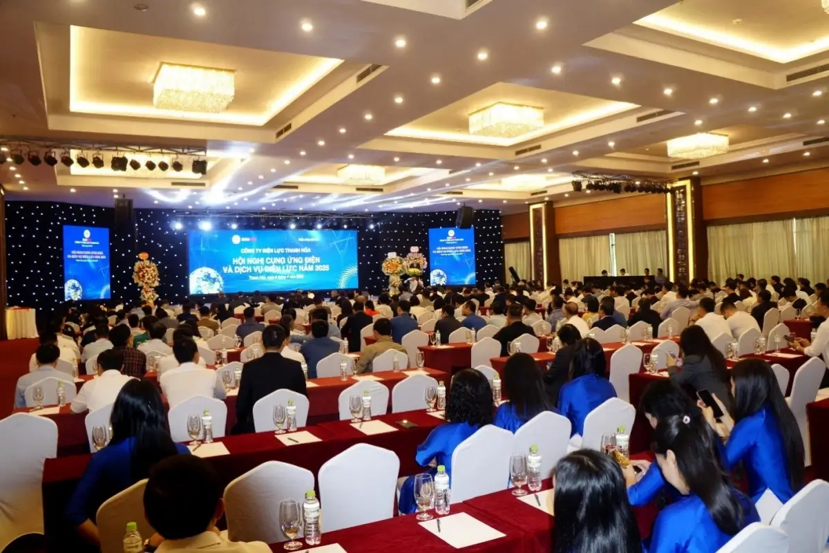 Đặc điểm của hình thức hội nghị (Conference)
