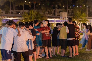 Hình Ảnh Chương Trình Team Building & Đốt Lửa Trại Lớp 10A2 THPT Chuyên KHTN - Học Hết Mình Chơi Hết Sức (11)