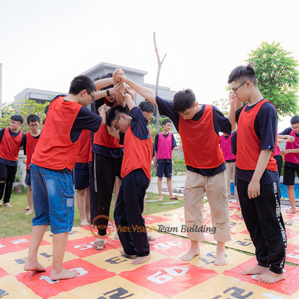 Hình Ảnh Chương Trình Team Building & Đốt Lửa Trại Lớp 10A2 THPT Chuyên KHTN - Học Hết Mình Chơi Hết Sức (4)