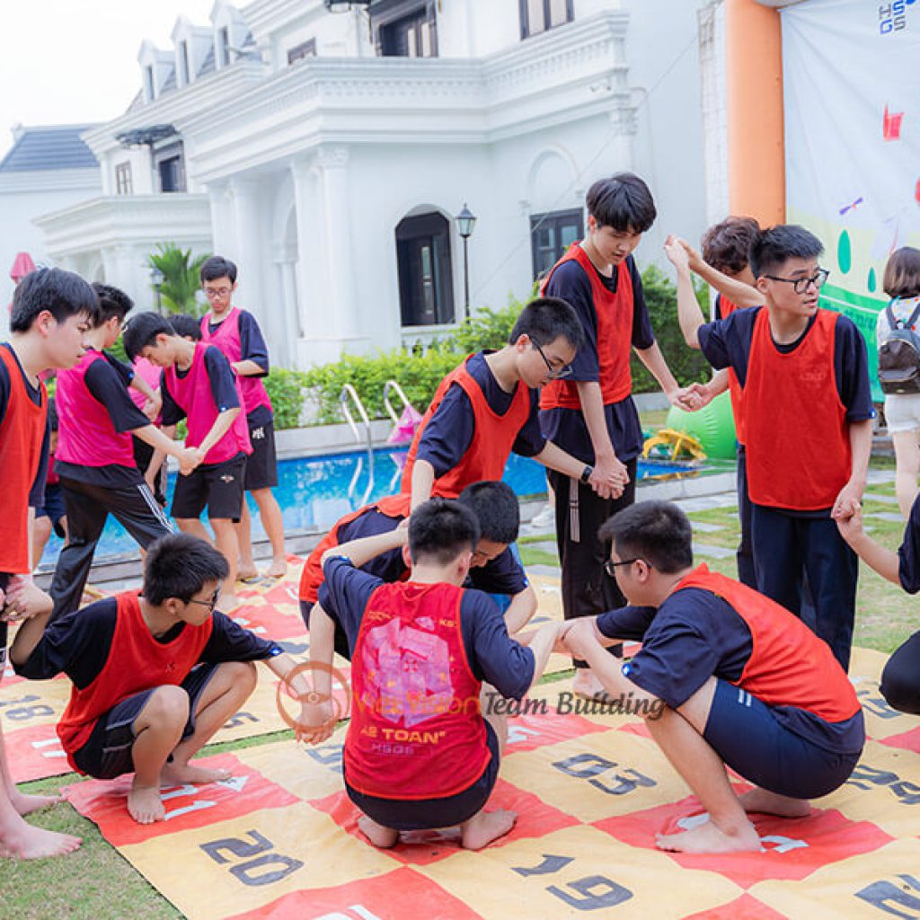 Hình Ảnh Chương Trình Team Building & Đốt Lửa Trại Lớp 10A2 THPT Chuyên KHTN - Học Hết Mình Chơi Hết Sức (5)