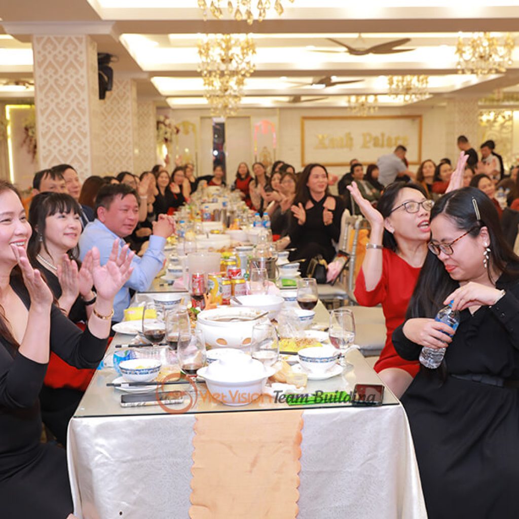 Hình Ảnh Chương Trình Tiệc Tất Niên (Year End Party) Nhà Sách Tân Việt - Năm Mới Tư Duy Mới (3)
