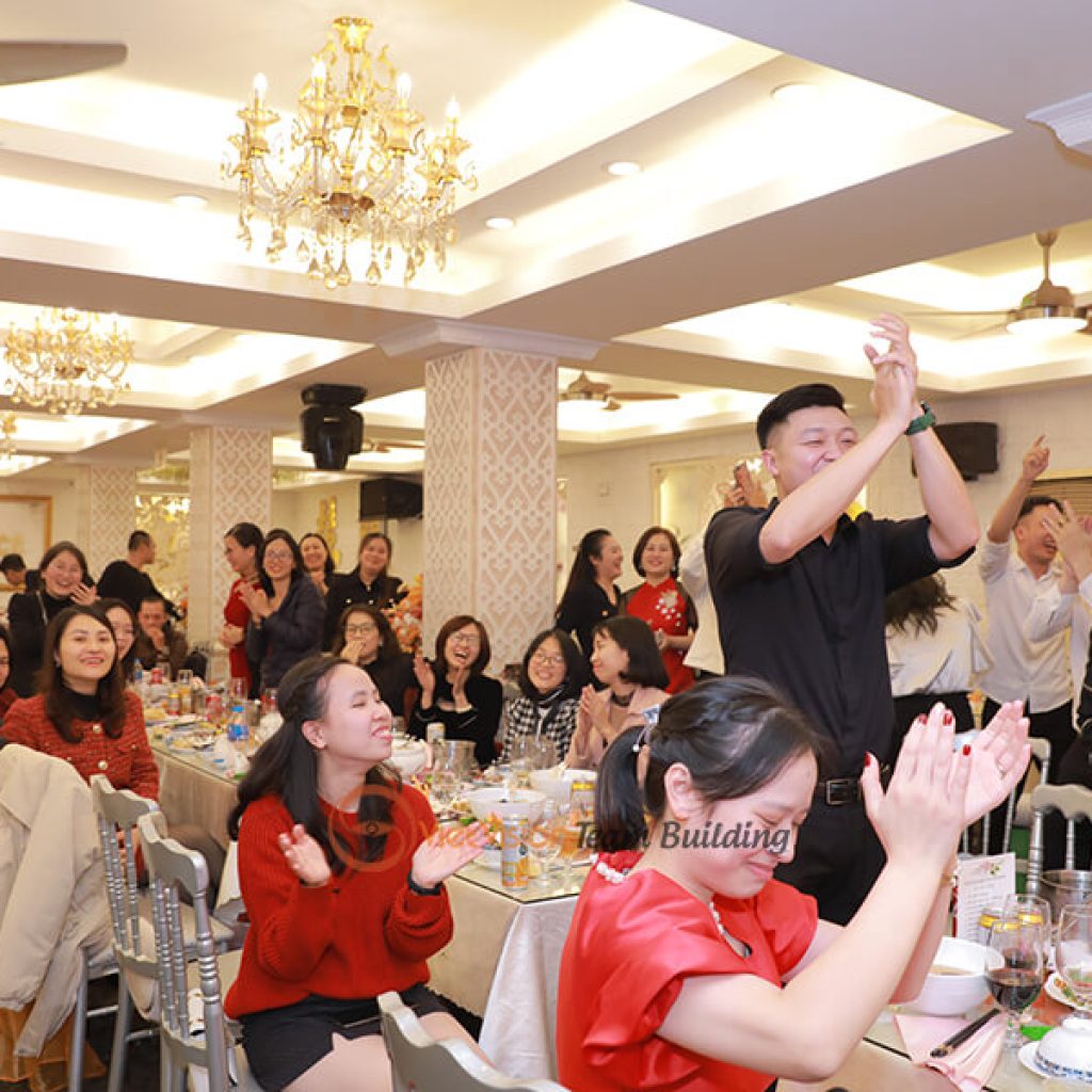 Hình Ảnh Chương Trình Tiệc Tất Niên (Year End Party) Nhà Sách Tân Việt - Năm Mới Tư Duy Mới (9)
