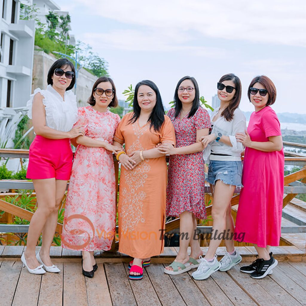Hình Ảnh Tổ Chức Team Building & Gala Dinner tại Hạ Long Lớp 8A1 – Trường THCS Archimedes Academy