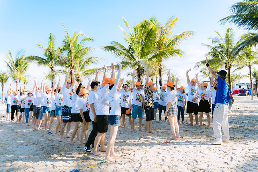 Team leader trong tổ chức team building là gì