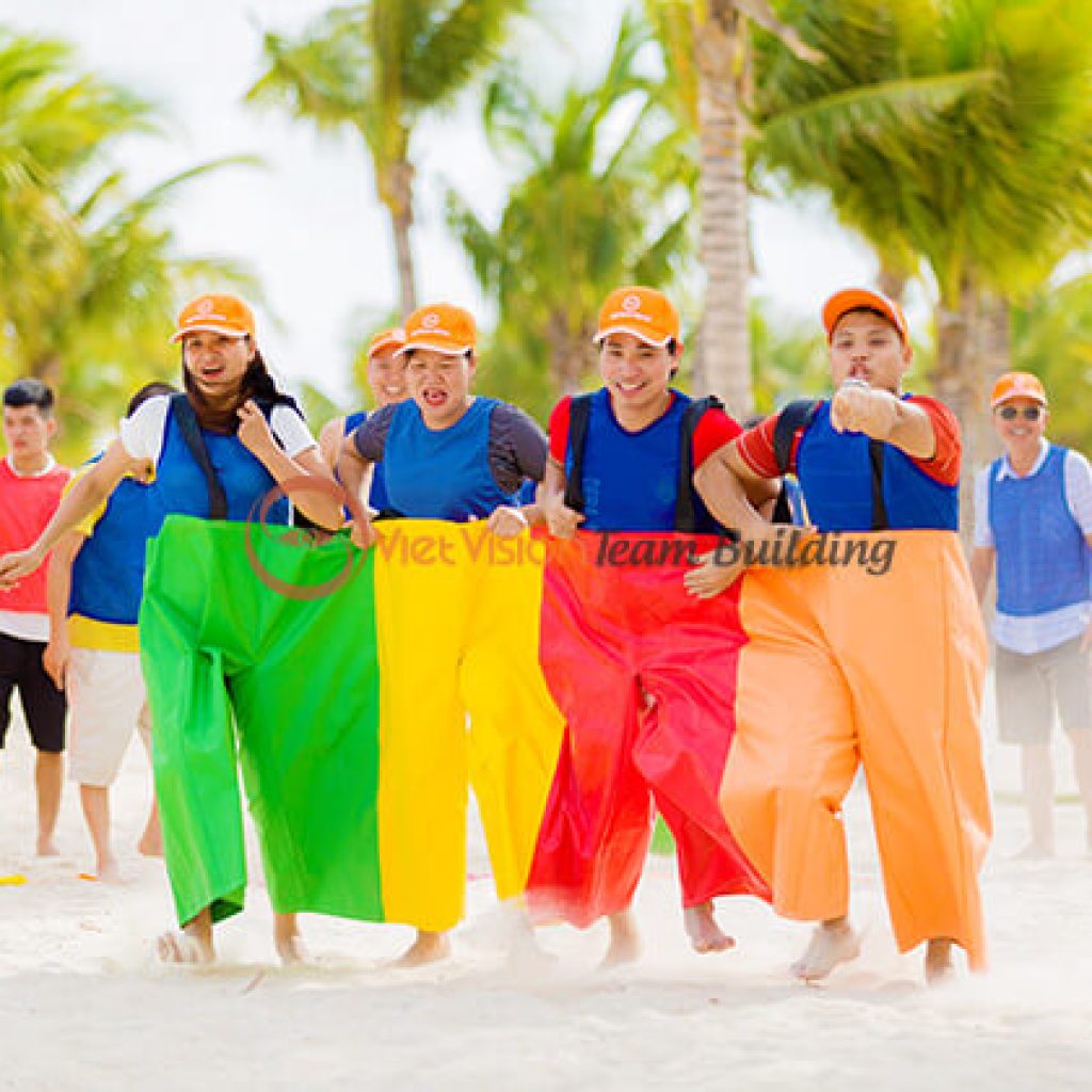 Tổ Chức Team Building & Gala Dinner Nội Thất Xứ Đoài - Chinh Phục Đỉnh Cao 2
