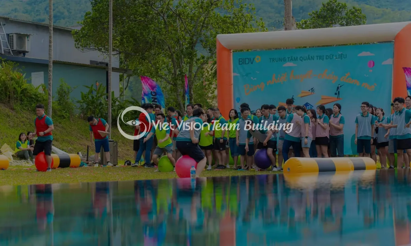 Cong-Ty-To-Chuc-Team-Building-Su-Kien-Uy-Tin-Chuyen-Nghiep.avif