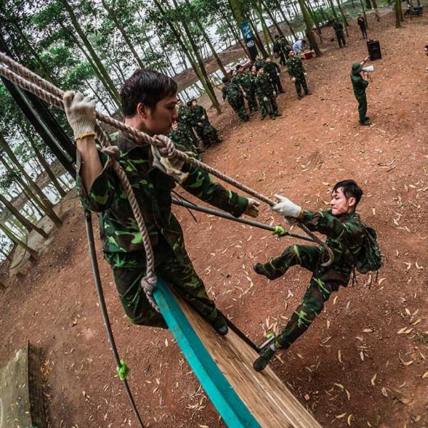 Công ty tổ chức team building quân đội uy tín tại Hà Nội