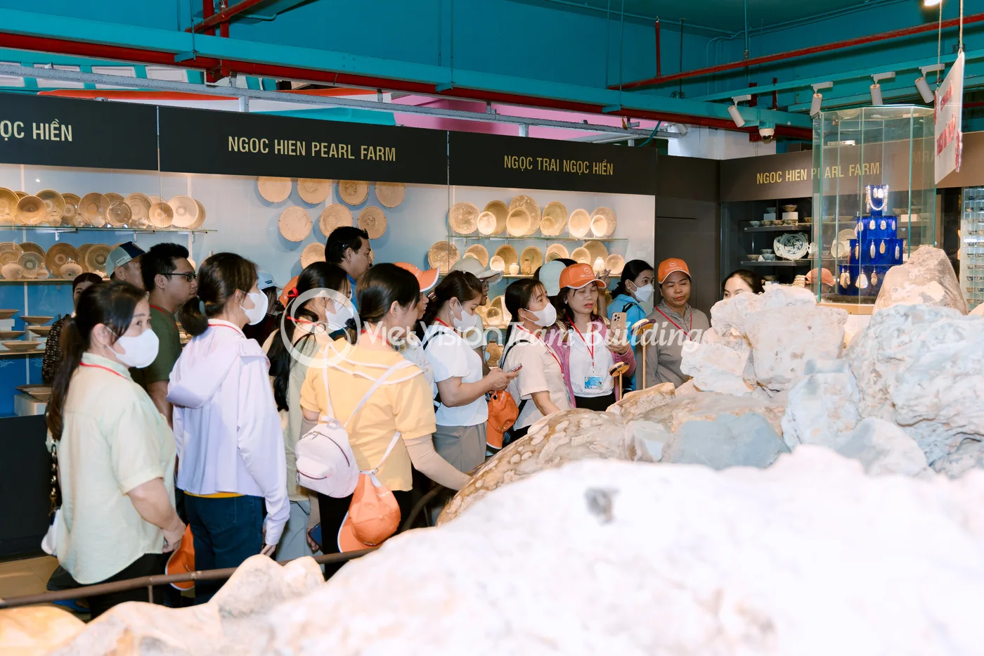 Khu vực mua sắm đông khách