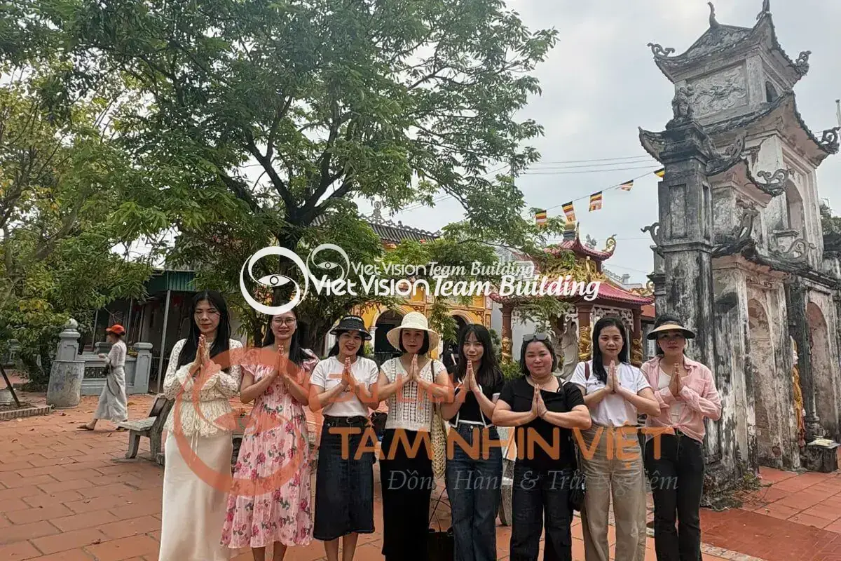 Du lịch Quan Lạn 2 ngày khám phá biển xanh cát trắng hoang sơ