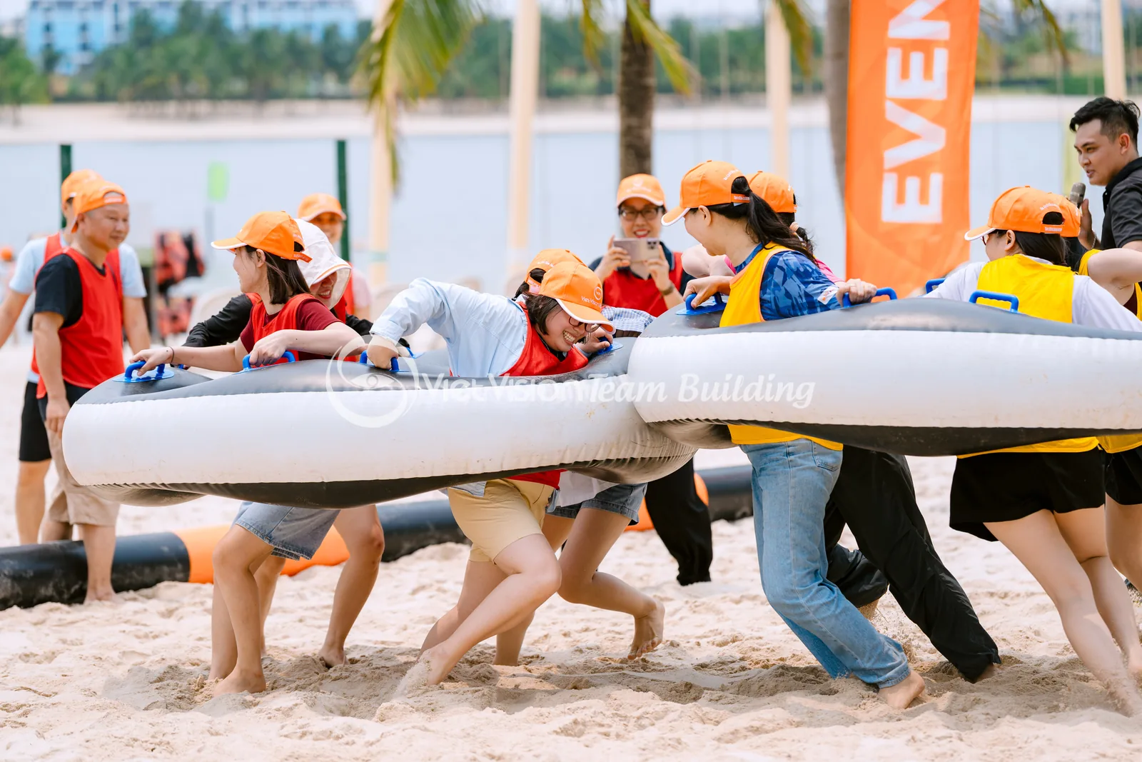 Đội Chơi Vượt Trạm Thử Thách Tập Thể đội chơi vượt trạm thử thách tập thể