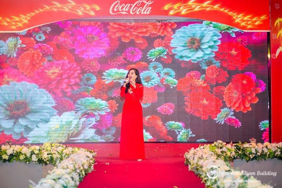 Đơn vị cung cấp dịch vụ cho thuê ca sĩ biểu diễn chuyên nghiệp tại Hà Nội