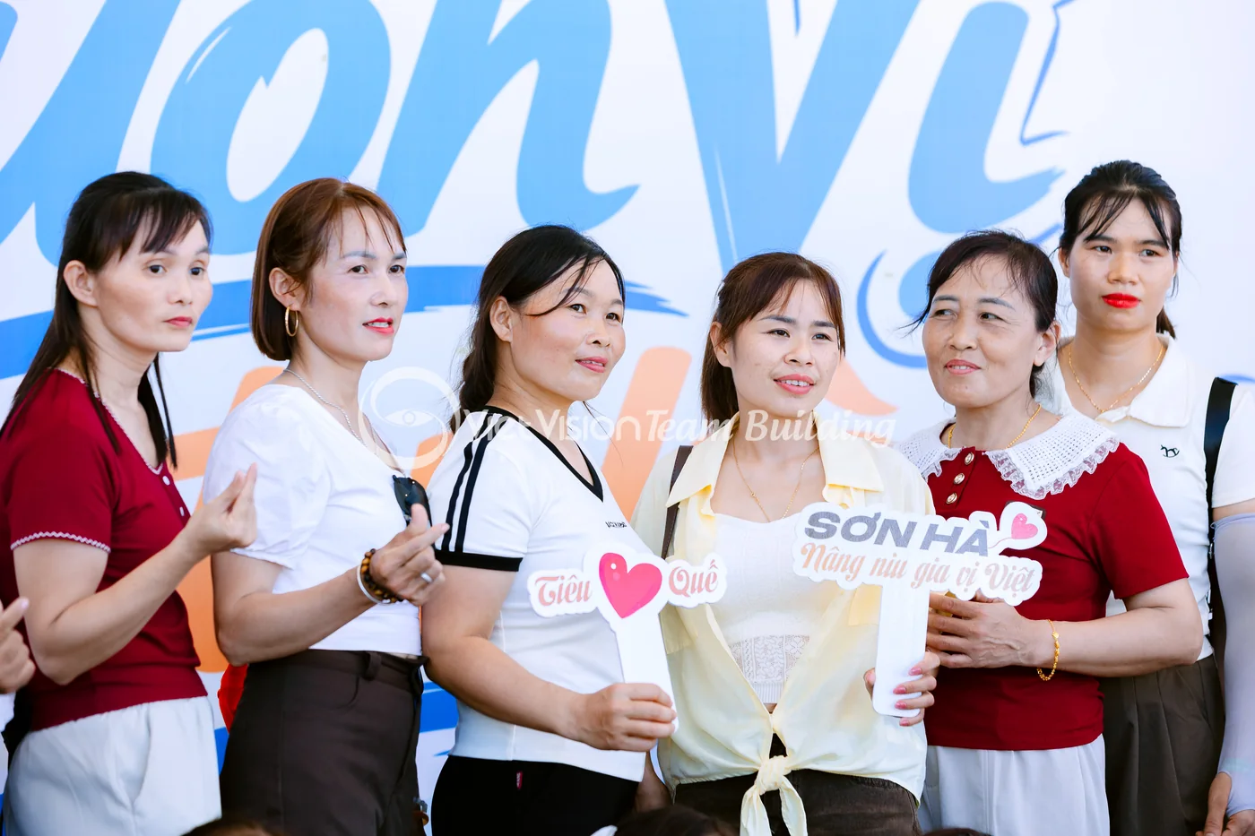 Dress code tạo nhận diện chung cho tập thể