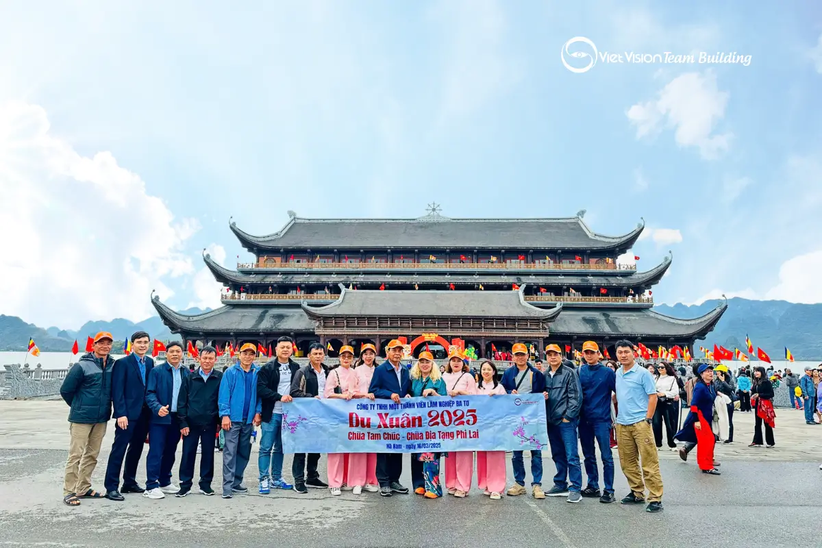 du xuân đầu năm cho doanh nghiệp kết hợp team building và kick off chuyên nghiệp