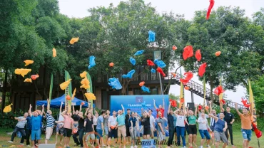 doanh nghiệp nào nên du xuân kết hợp team building kick off đầu năm