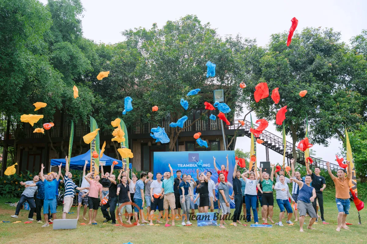 doanh nghiệp nào nên du xuân kết hợp team building kick off đầu năm