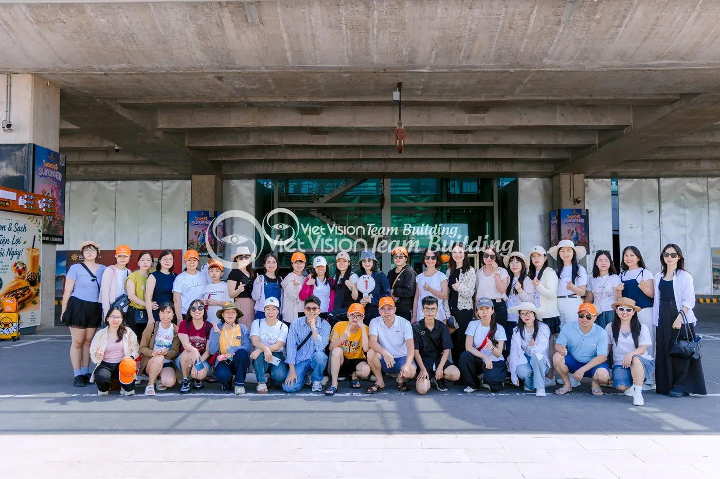 Đoàn doanh nghiệp check-in trong hành trình team building Phú Quốc Đoàn doanh nghiệp check-in trong hành trình team building Phú Quốc