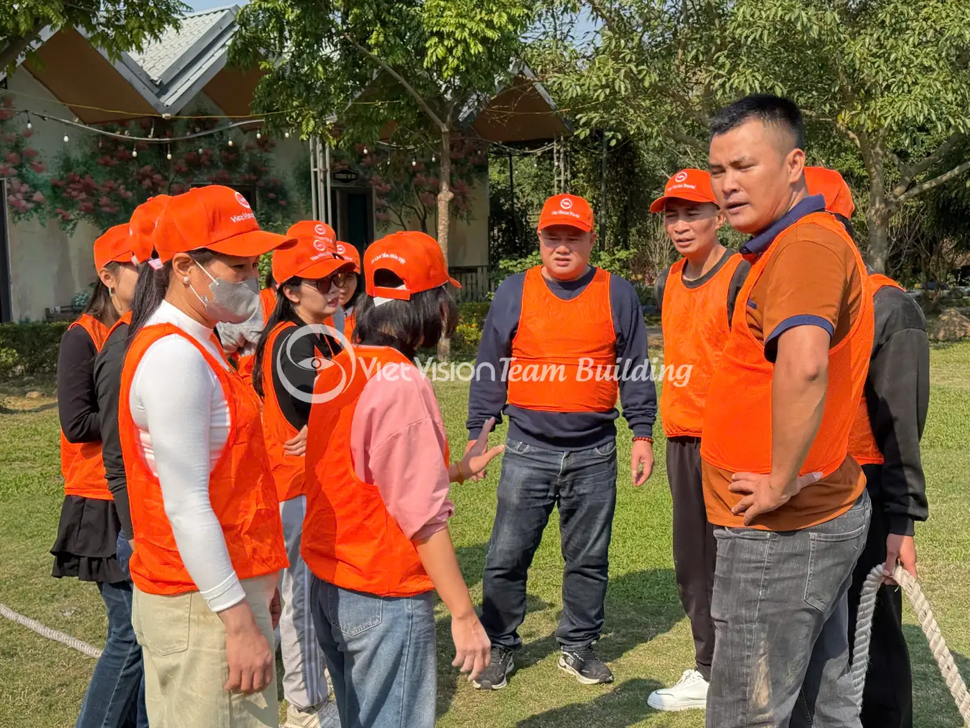 kịch bản team building Squid Game cần điều phối viên theo sát đội chơi