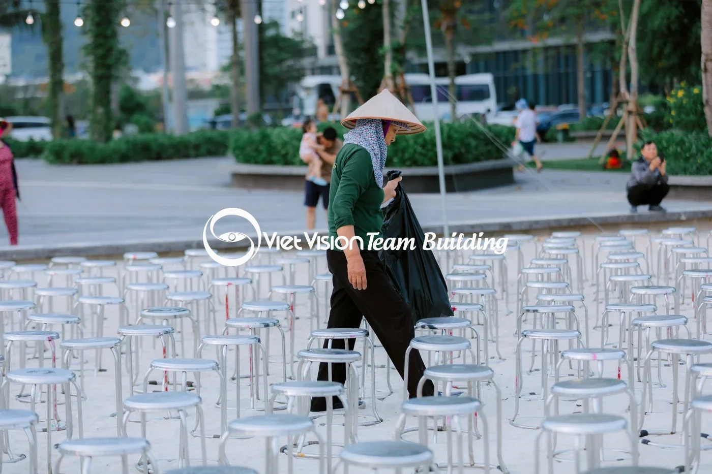 Các đội tham gia hoạt động ngoài trời theo mùa giải Các đội tham gia hoạt động ngoài trời theo mùa giải