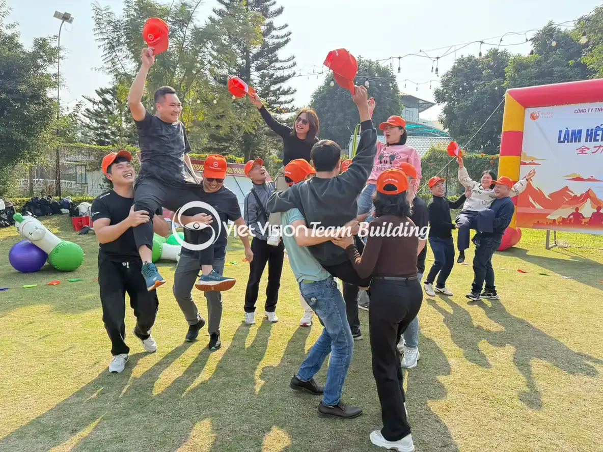Đại diện chương trình phổ biến nội dung khai mạc Đại diện chương trình phổ biến nội dung khai mạc