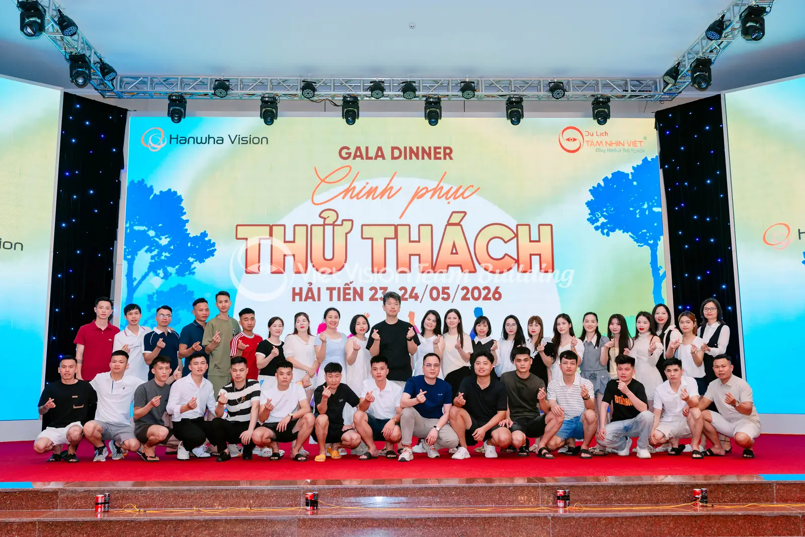 Tập Thể Công Ty Trong Đêm Gala tập thể công ty trong đêm gala