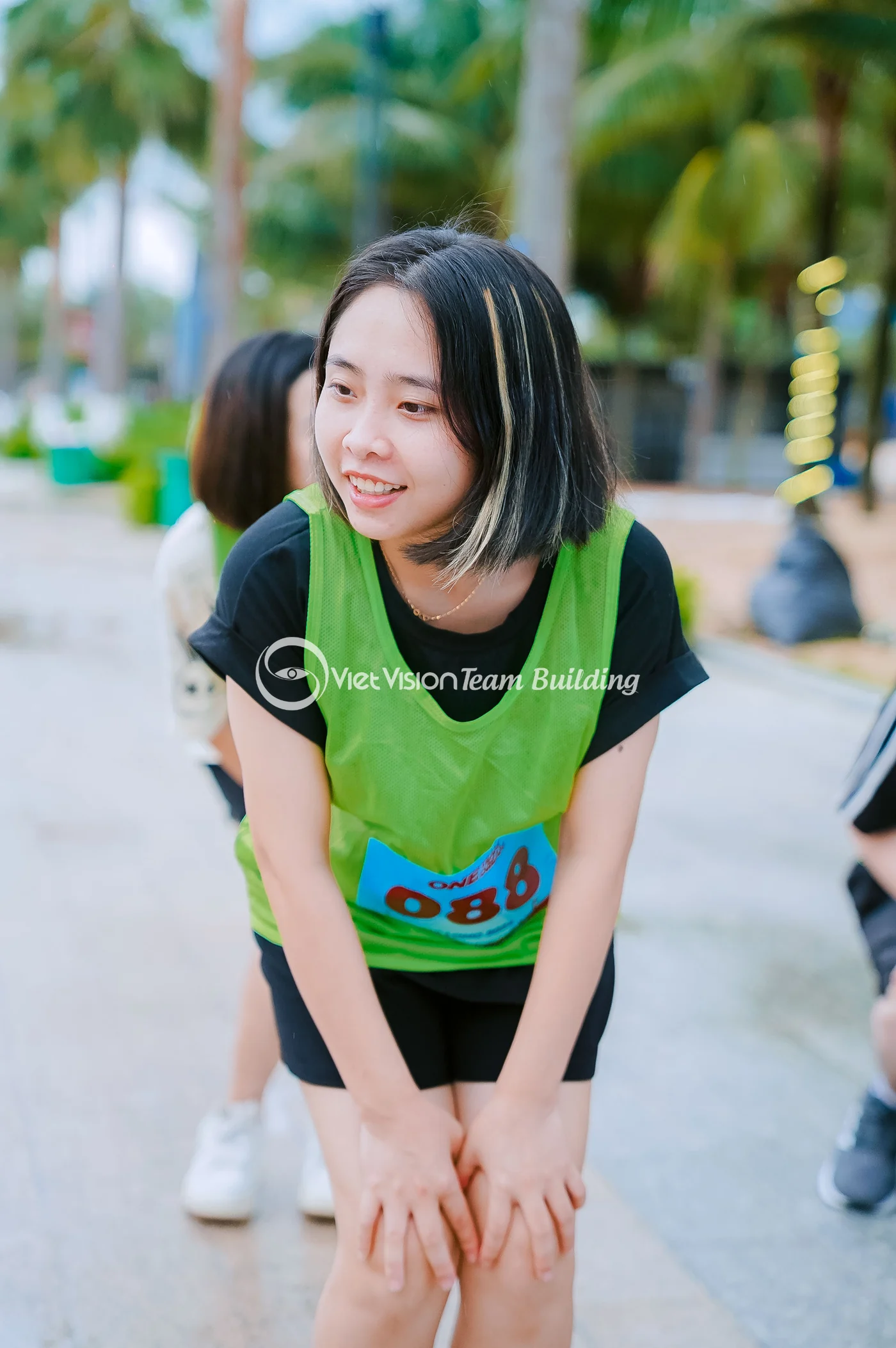 Nhóm người chơi tham gia hoạt động ngắn trong chương trình Hạ Long