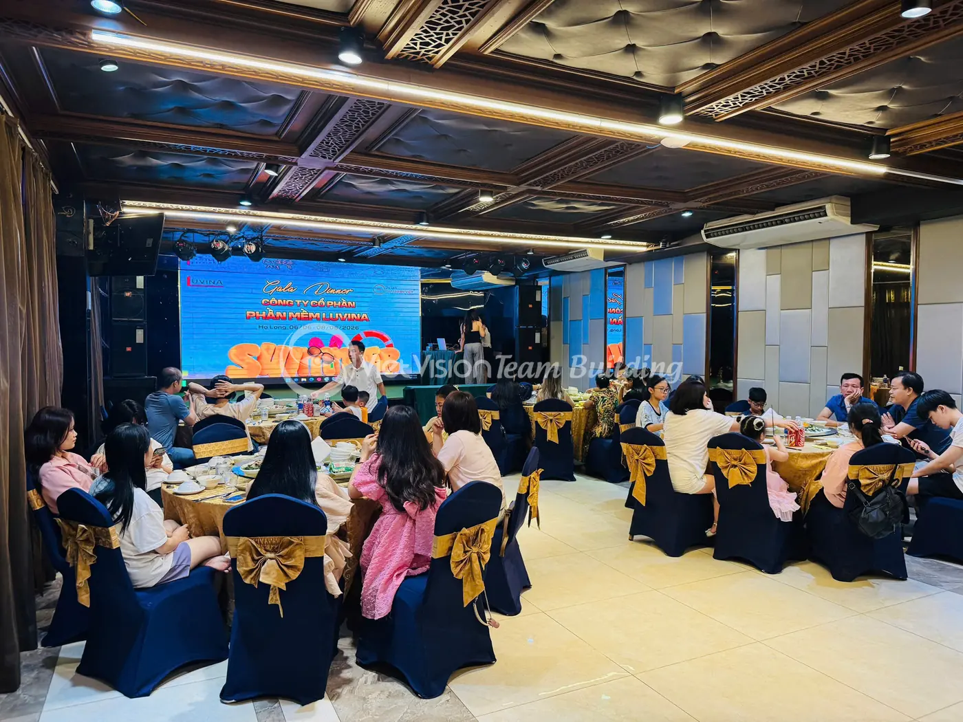 Không gian trong phòng cho phần briefing và debrief sau hoạt động team building