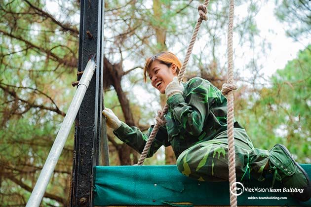 Tổ chức chương trình team building quân đội ấn tượng, thành công