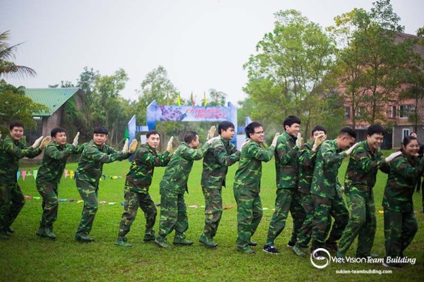 Tổ chức chương trình team building quân đội tại Ecopark