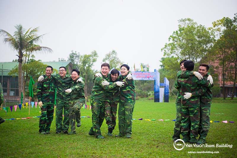 Tổ chức chương trình team building quân đội tại Ecopark