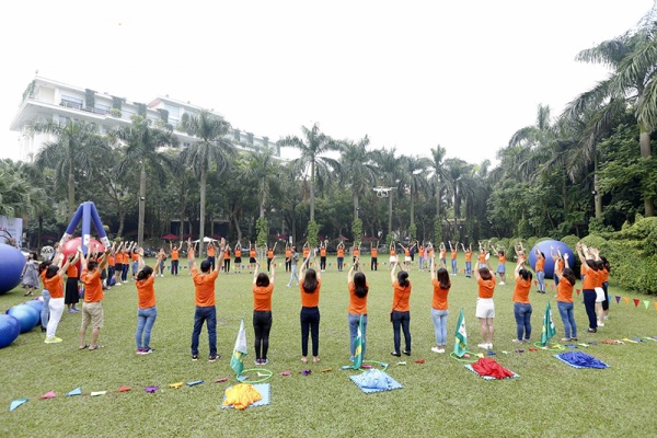 Tổ chức team building tại Sông Hồng Resort