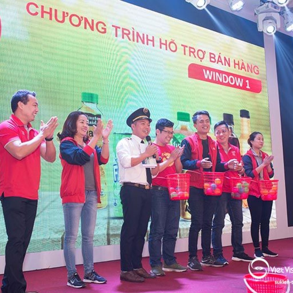 Tổ chức lễ ra mắt giới thiệu sản phẩm mới chuyên nghiệp, uy tín - Coca Cola | Bứt phá giới hạn - Thắng lợi vẻ vang