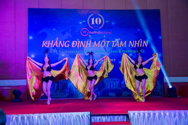 Tiết mục văn nghệ lễ kỷ niệm thành lập công ty