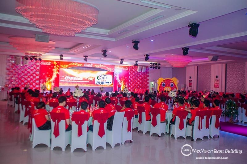 Tổ chức sự kiện hội nghị hội thảo tại Hải Phòng - Coca Cola | Window Kick Off Tết 2019