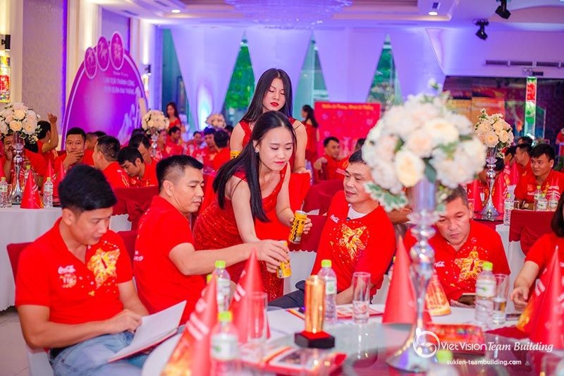 Tổ chức sự kiện hội nghị hội thảo tại Hải Phòng - Coca Cola | Window Kick Off Tết 2019