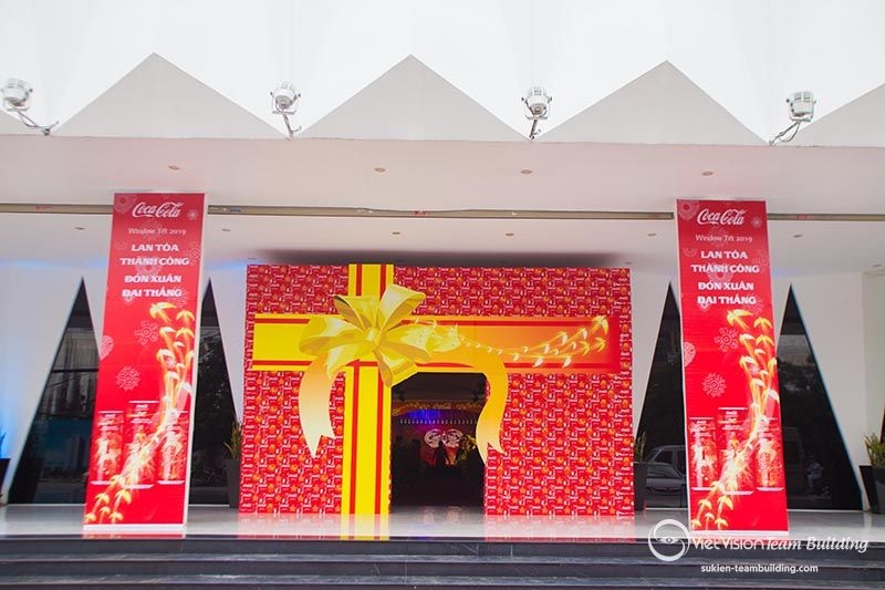 Tổ chức sự kiện Coca Cola - Window Kick Off Tết 2019