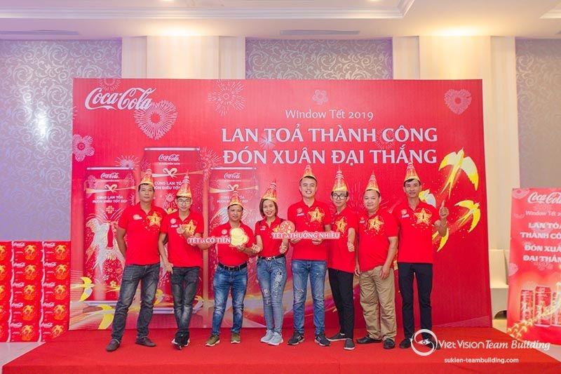 Tổ chức hội nghị hội thảo Coca Cola - Window Kick Off Tết 2019