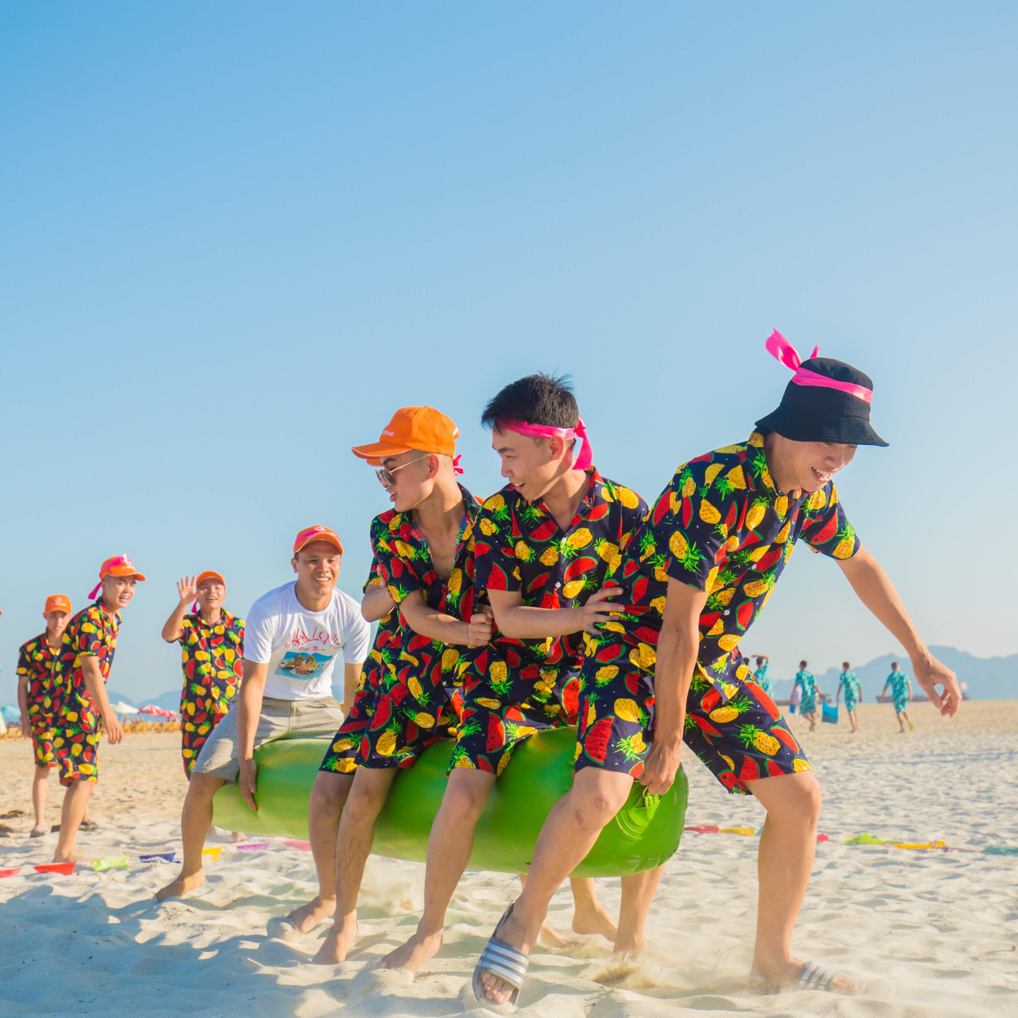 Tổ Chức Team Building Sáng Tạo, Vui Nhộn