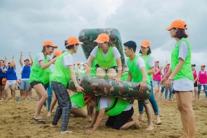 Tổ chức chương trình team building & gala dinner tại Sầm Sơn - Fujimold | Làm hết sức, chơi hết mình