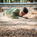 Công ty tổ chức chương trình team building quân đội: Max Group | Làm nền cho đồng đội tiến lên