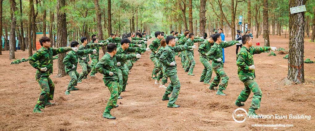 Tổ chức team building quân đội chuyên nghiệp, uy tín