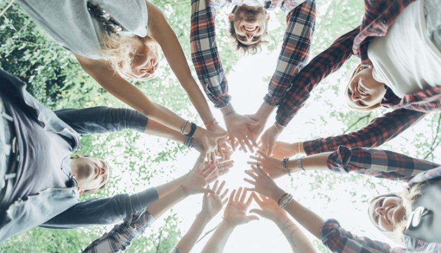 to chuc teambuilding