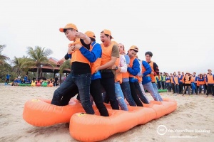 Tổ chức tiệc cuối năm year end party cho công ty, doanh nghiệp