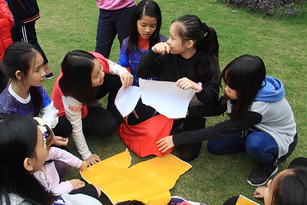 Trò chơi team building ngoài trời độc lạ, dễ chơi