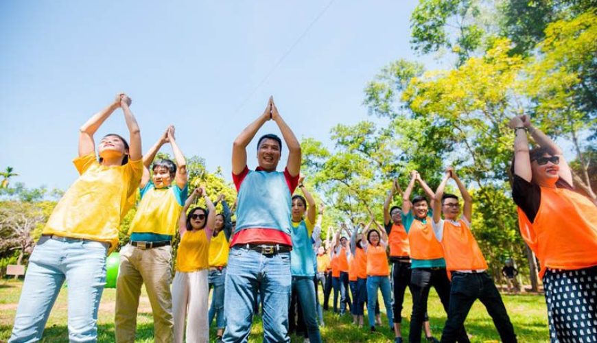 Trò chơi team building ngoài trời