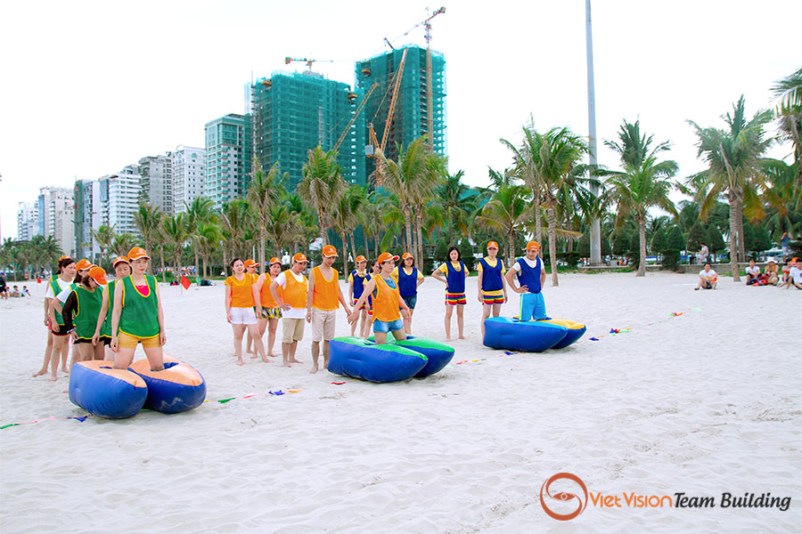 Trò Chơi Team Building Tập Thể Ngoài Trời