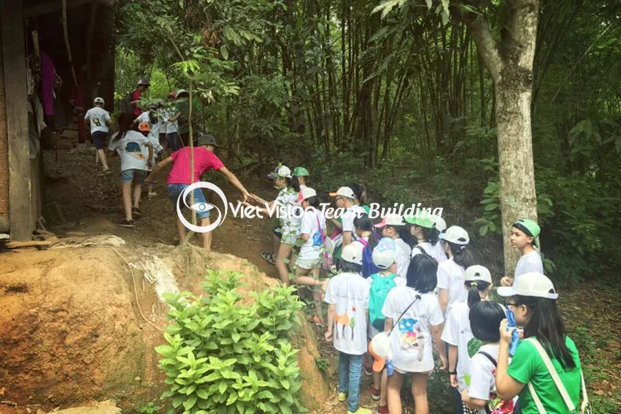tour trải nghiệm Cánh Buồm Xanh 1 ngày cho học sinh - hình ảnh chương trình Viet Vision